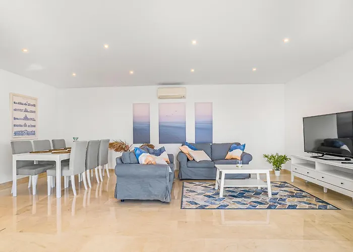 Torremimosas Villa